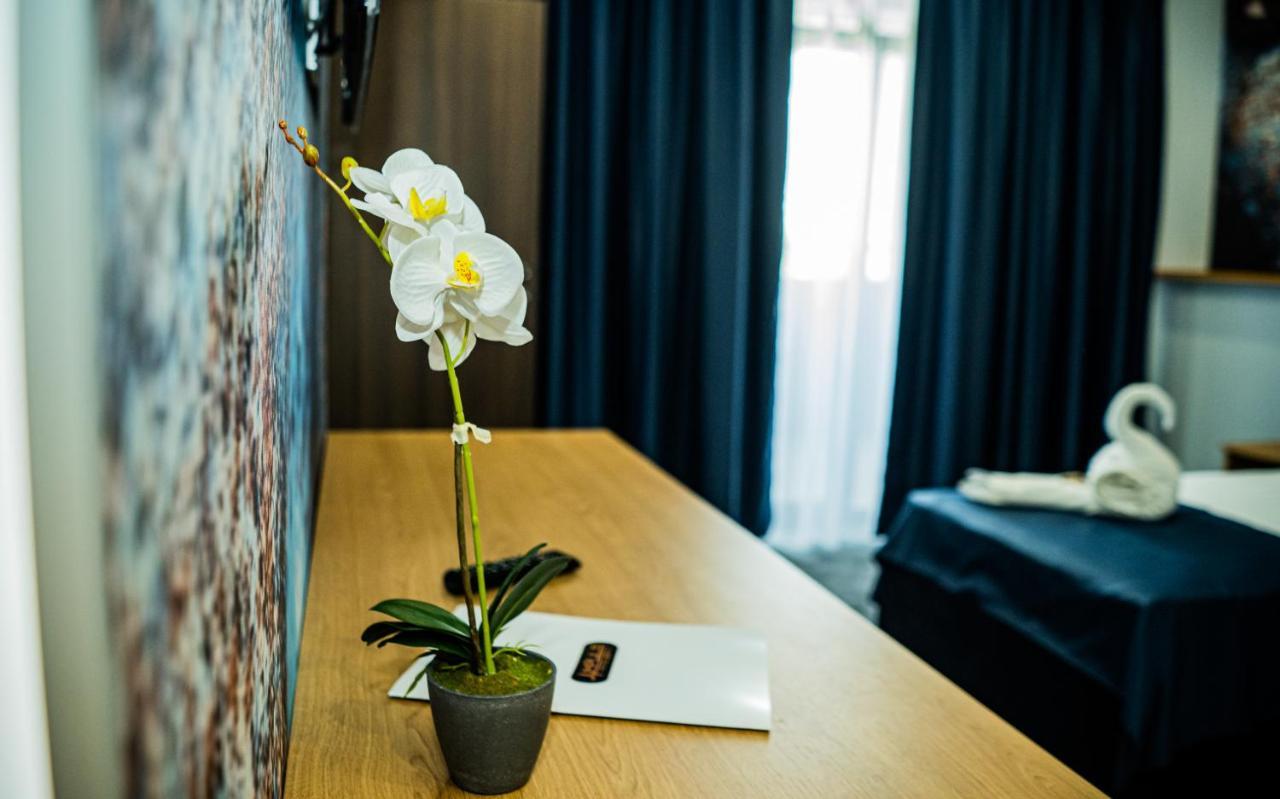 ווידין Impuls Hotel מראה חיצוני תמונה